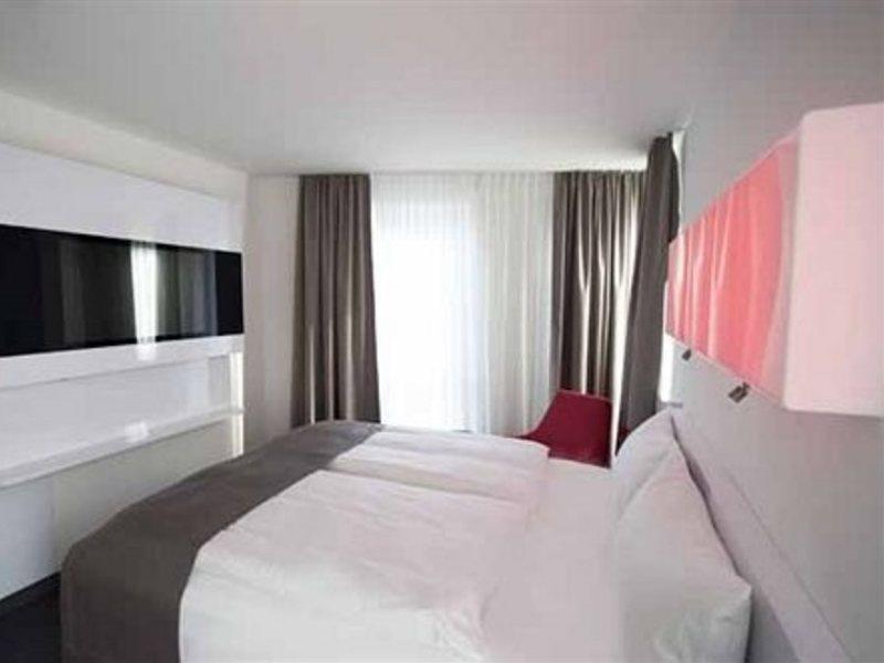 Отель Dormero Frankfurt 4*