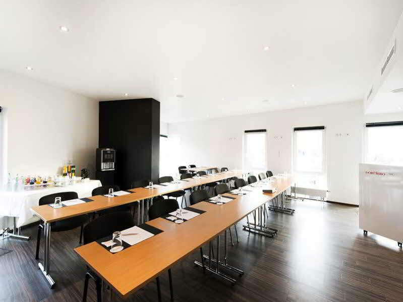 Dormero Frankfurt 4*