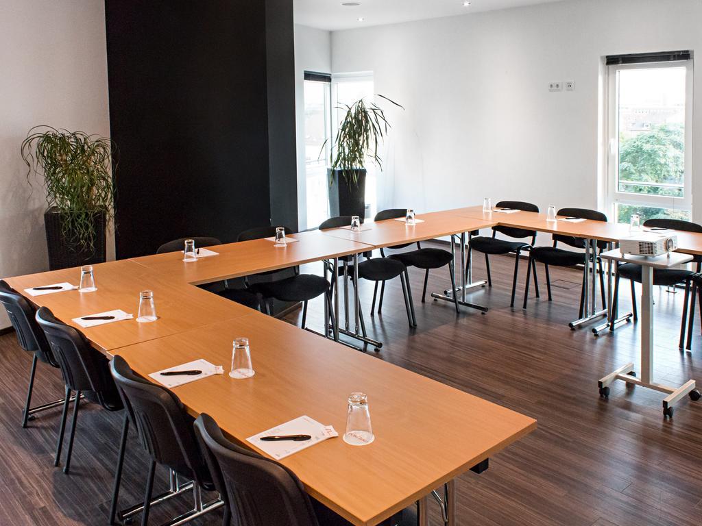 Dormero Frankfurt Hotel 4*